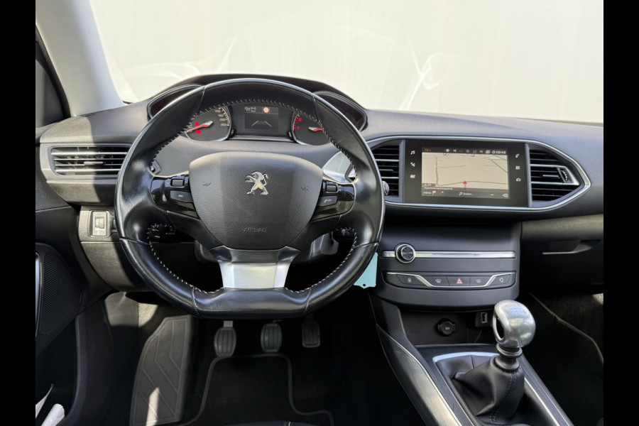 Peugeot 308 SW BWJ 2018 | 1.2PT 111PK Executive | LEER | PANO DAK | CLIMA | NAVI | CRUISE |