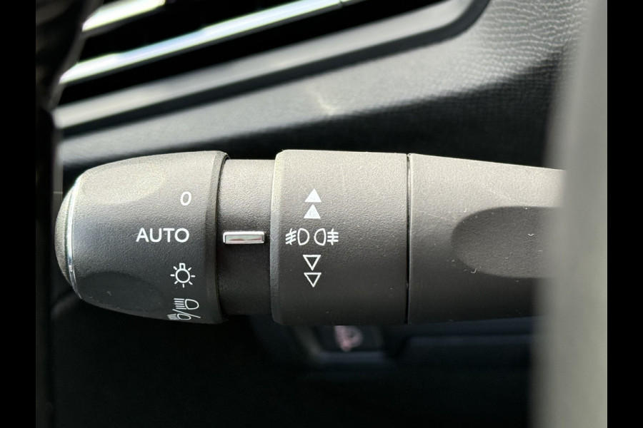 Peugeot 308 SW BWJ 2018 | 1.2PT 111PK Executive | LEER | PANO DAK | CLIMA | NAVI | CRUISE |