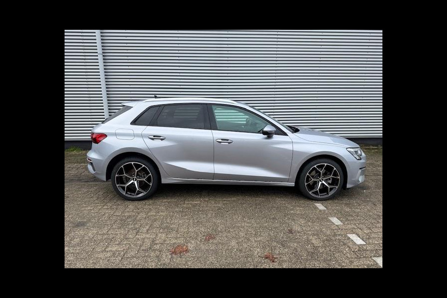 Audi A3 Sportback 40 TFSI e Advanced edition 205PK,Carplay,Virtual,Cruise,LED,Parkcontrol,Stoelverwarming
