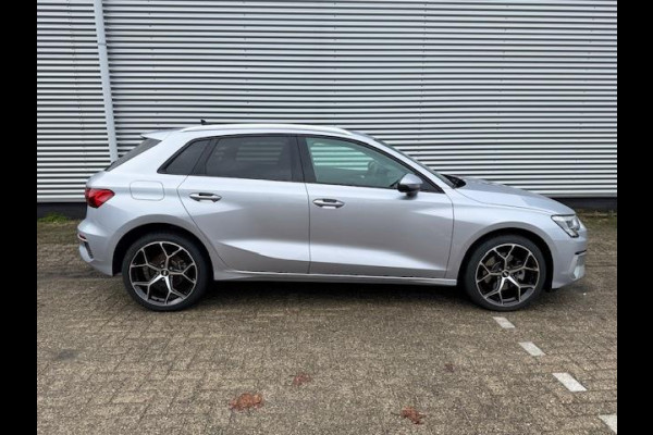 Audi A3 Sportback 40 TFSI e Advanced edition 205PK,Carplay,Virtual,Cruise,LED,Parkcontrol,Stoelverwarming