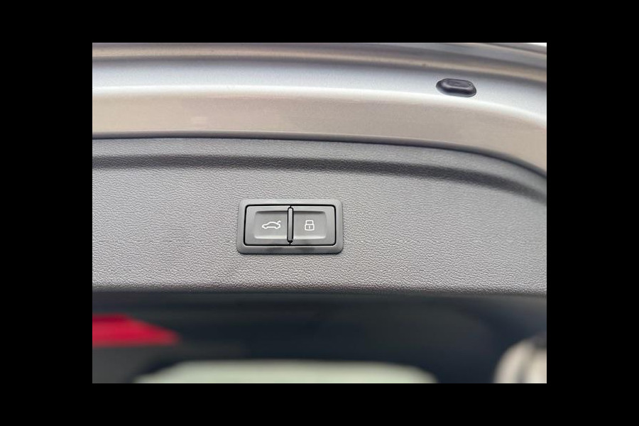 Audi A3 Sportback 40 TFSI e Advanced edition 205PK,Carplay,Virtual,Cruise,LED,Parkcontrol,Stoelverwarming