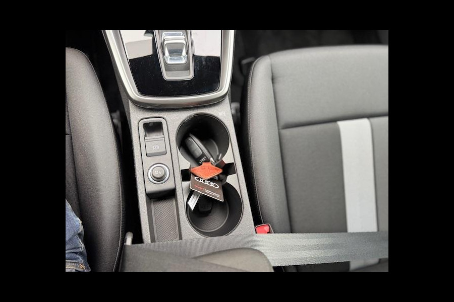 Audi A3 Sportback 40 TFSI e Advanced edition 205PK,Carplay,Virtual,Cruise,LED,Parkcontrol,Stoelverwarming