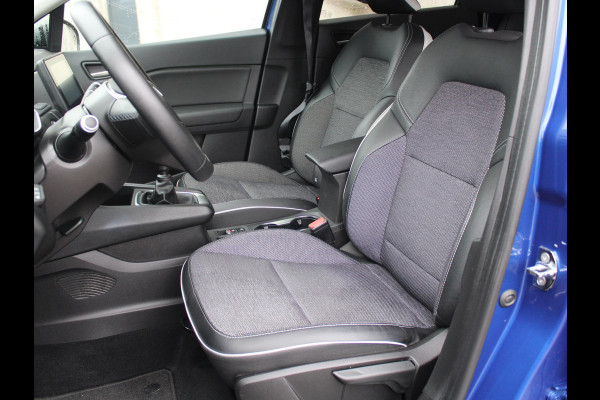 Renault Captur 1.3 TCe 140 Intens | NAVIGATIE | ACHTERUITRIJCAMERA |