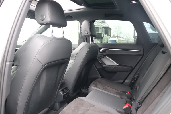 Audi Q3 40 TFSI Quattro 190pk S-line Pano B&O Matrix