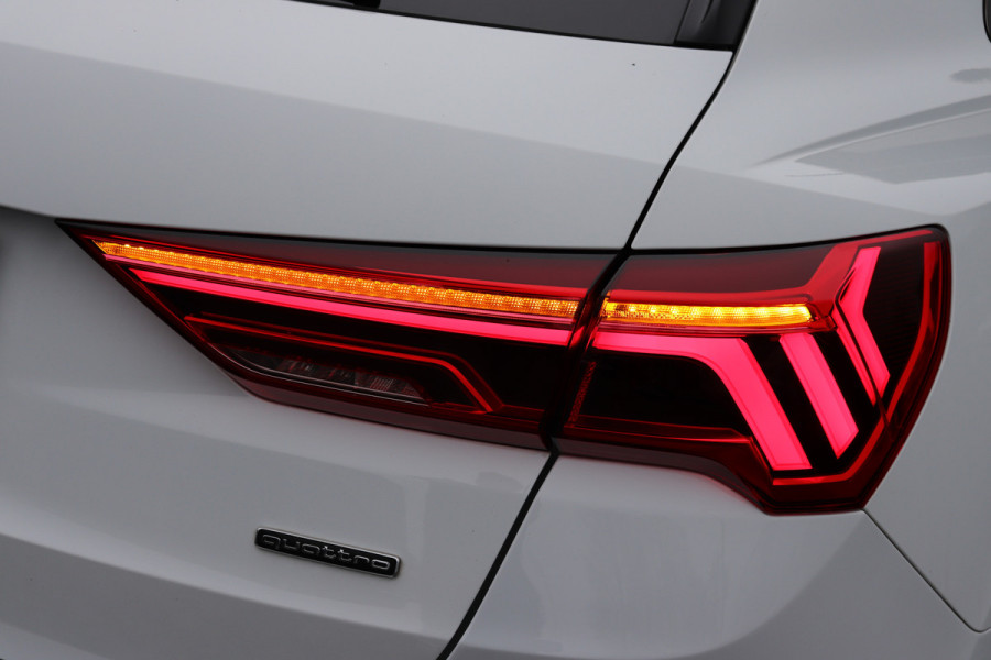 Audi Q3 40 TFSI Quattro 190pk S-line Pano B&O Matrix