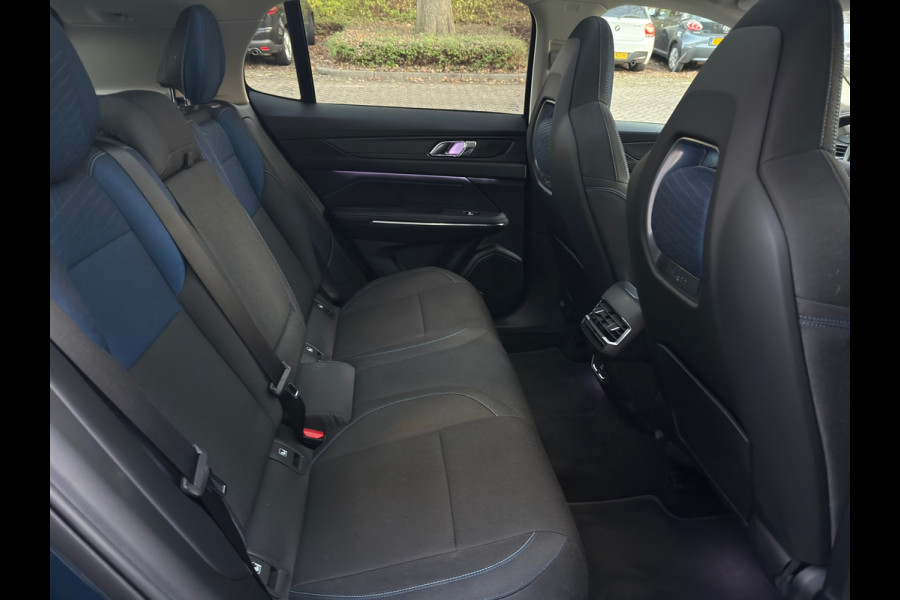 Lynk & Co 01 1.5 l Pano l Infinity Sound l ACC l Camera l IZGST l