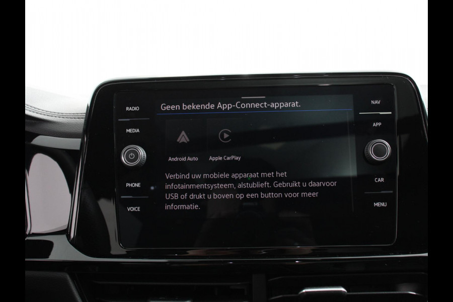 Volkswagen T-Roc 1.5 TSI DSG R-Line+Blackpack Climate control | Adaptieve cruise control | Panoramadak | LED | Navigatie | Achteruitrijcamera | Parkeersensoren | Apple Carplay/ Android Auto | Radio