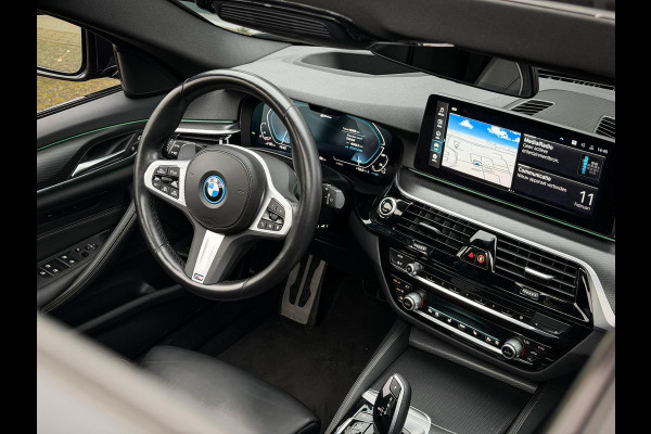 BMW 5 Serie Touring 530e Business Edition Plus M-Sport |Pano|Comfortstoelen|Memory|Head Up|Laser