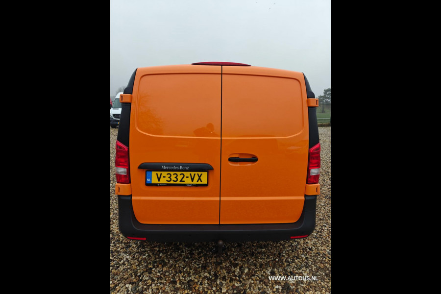 Mercedes-Benz Vito 111 CDI , 1e Eig , Euro 6 , camera , navi , cruise , dealer onderhouden.