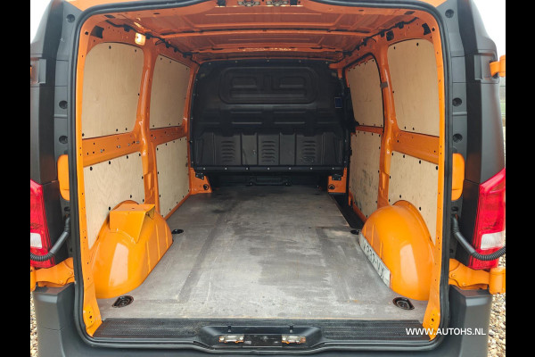 Mercedes-Benz Vito 111 CDI , 1e Eig , Euro 6 , camera , navi , cruise , dealer onderhouden.