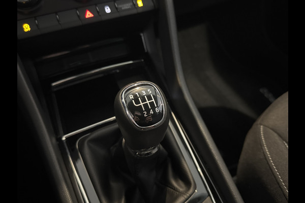 Škoda Karoq TSI 115PK SELECTION CARPLAY/LED/ECC