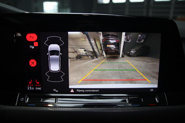 Volkswagen Golf 2.0 TSI GTI IQ LED-PANO-BTW