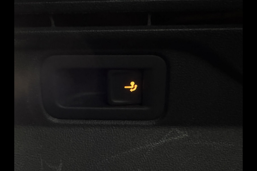 Volkswagen ID.4 Aut. First Edition 77kWh | SoH 85% | Trekhaak | Navi | Camera |