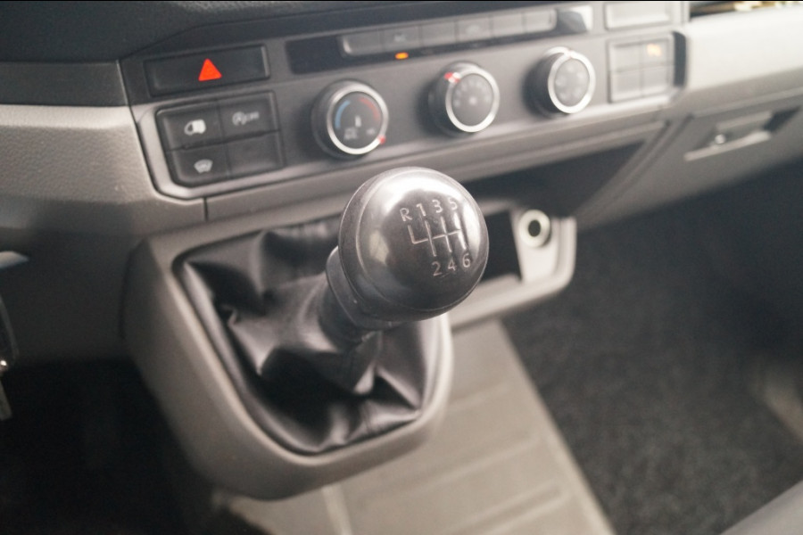 Volkswagen Crafter 35 2.0 TDI 140pk L3-H3 -CAM-PDC-NAVI-CRUISE-DAB-