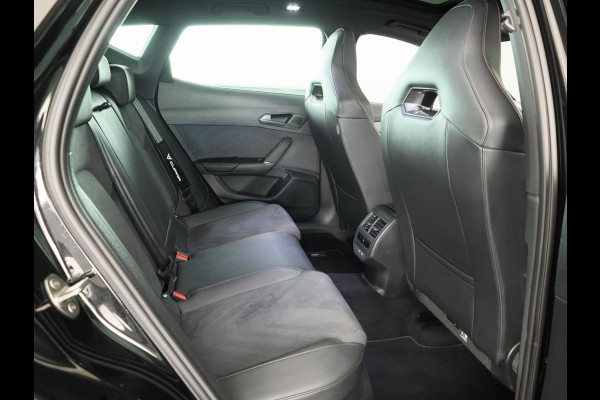 CUPRA Formentor 1.5 TSI e-Hybrid Business 204PK | Panoramadak | 19 Inch | Elektrisch Verstelbare Stoel | Intelligent Drive |