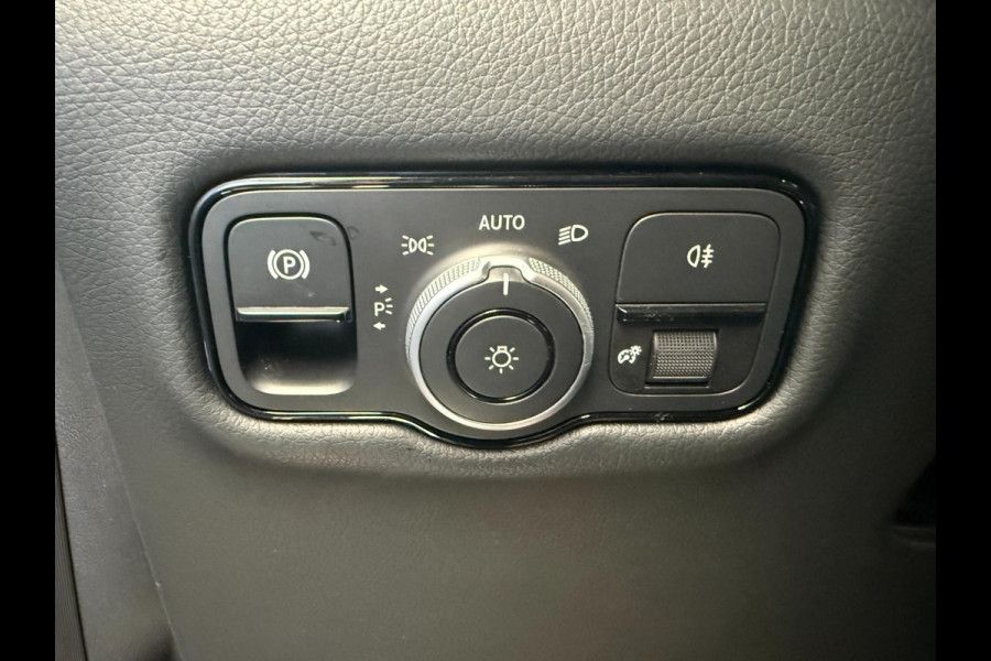 Mercedes-Benz Eqv 300 L2 - 8-pers AMG Facelift - Inter. & Exterieur pakket - 360 - Elec. deuren - Vol Opties - Incl. Garantie