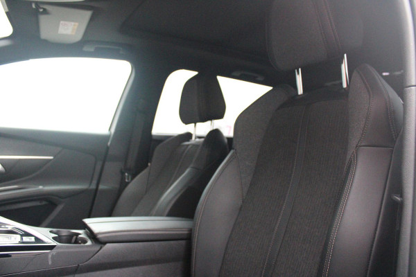 Peugeot 5008 1.2 130PK AUTOMAAT GT-LINE | TREKHAAK | PANORAMA SCHUIF/KANTEL DAK | DAB+ | 7-PERSOONS | DODEHOEK BEWAKING | CAMERA | CRUISE | FULL LED KOPLAMPEN | CLIMA CONTROL | APPLE CARPLAY/ANDROID AUTO | ALL SEASON BANDEN |