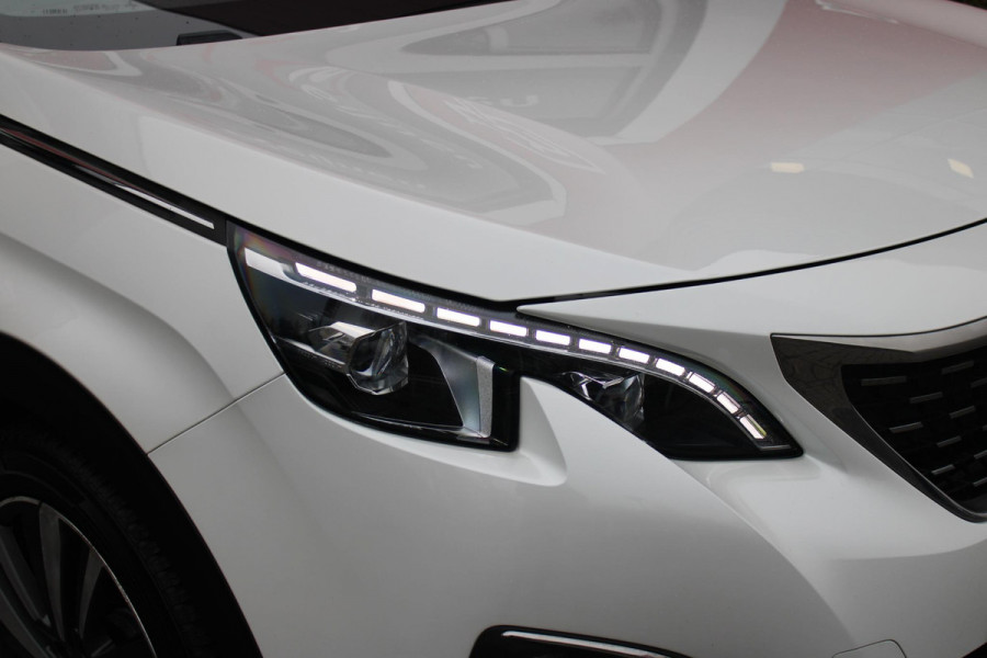 Peugeot 5008 1.2 130PK AUTOMAAT GT-LINE | TREKHAAK | PANORAMA SCHUIF/KANTEL DAK | DAB+ | 7-PERSOONS | DODEHOEK BEWAKING | CAMERA | CRUISE | FULL LED KOPLAMPEN | CLIMA CONTROL | APPLE CARPLAY/ANDROID AUTO | ALL SEASON BANDEN |