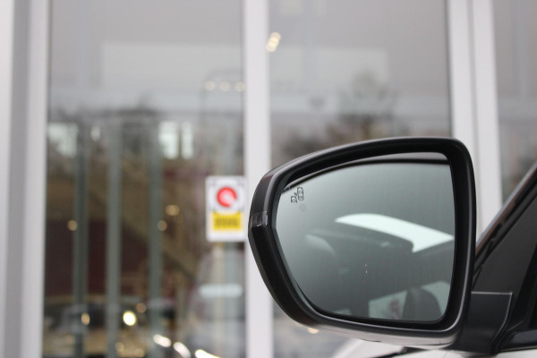 Peugeot 5008 1.2 130PK AUTOMAAT GT-LINE | TREKHAAK | PANORAMA SCHUIF/KANTEL DAK | DAB+ | 7-PERSOONS | DODEHOEK BEWAKING | CAMERA | CRUISE | FULL LED KOPLAMPEN | CLIMA CONTROL | APPLE CARPLAY/ANDROID AUTO | ALL SEASON BANDEN |