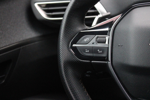 Peugeot 5008 1.2 130PK AUTOMAAT GT-LINE | TREKHAAK | PANORAMA SCHUIF/KANTEL DAK | DAB+ | 7-PERSOONS | DODEHOEK BEWAKING | CAMERA | CRUISE | FULL LED KOPLAMPEN | CLIMA CONTROL | APPLE CARPLAY/ANDROID AUTO | ALL SEASON BANDEN |