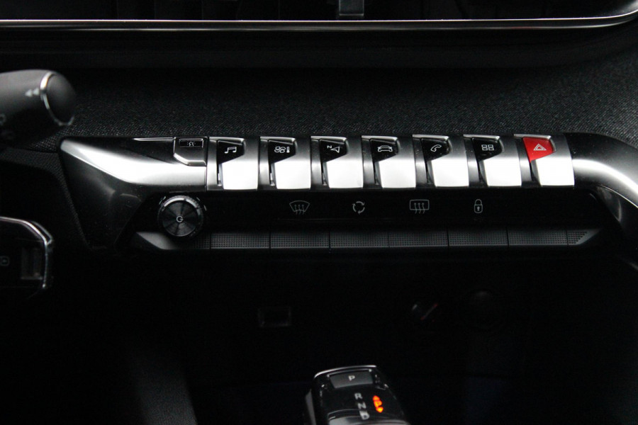 Peugeot 5008 1.2 130PK AUTOMAAT GT-LINE | TREKHAAK | PANORAMA SCHUIF/KANTEL DAK | DAB+ | 7-PERSOONS | DODEHOEK BEWAKING | CAMERA | CRUISE | FULL LED KOPLAMPEN | CLIMA CONTROL | APPLE CARPLAY/ANDROID AUTO | ALL SEASON BANDEN |