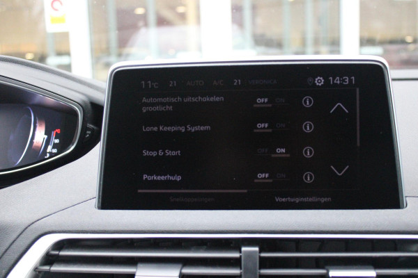 Peugeot 5008 1.2 130PK AUTOMAAT GT-LINE | TREKHAAK | PANORAMA SCHUIF/KANTEL DAK | DAB+ | 7-PERSOONS | DODEHOEK BEWAKING | CAMERA | CRUISE | FULL LED KOPLAMPEN | CLIMA CONTROL | APPLE CARPLAY/ANDROID AUTO | ALL SEASON BANDEN |