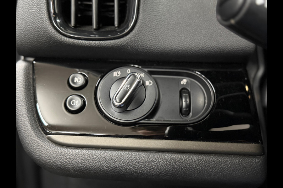 MINI Countryman 1.5 Cooper Northwood | Pano | Piano black | LED | Comfort Pakket | Driving Assistant | Connected Nav. Pakket