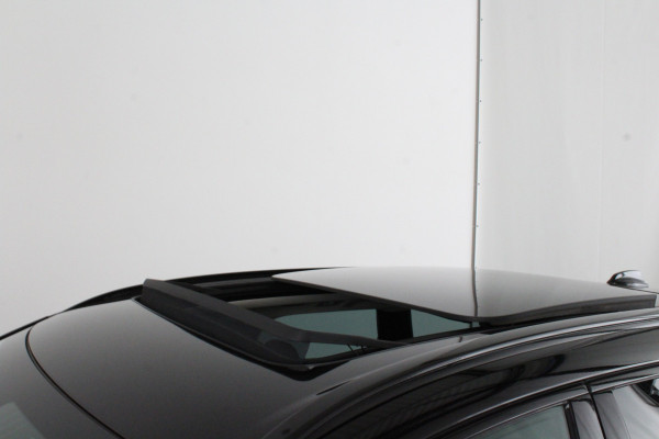 Volvo XC60 2.0 T6 Plug-in hybrid AWD Inscription Pano.schuif/Black Optiek/Leer/Memory/Trekhaak/Wood interior/Plug-in Hybride