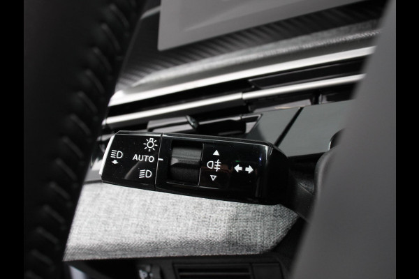Peugeot 5008 1.2 Hybrid 136pk Allure Automaat | Navigatie | Apple Carplay/Android Auto | Cruise control | Climate control | LED | Parkeersensoren | Camera | Radio