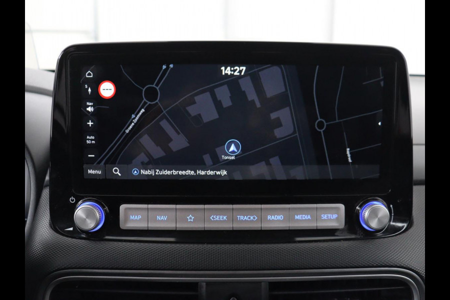 Hyundai Kona EV Premium 64 kWh | SOH 100% | 3 Fase | Stoelventilatie | Leder | Head-Up | Warmtepomp | Trekhaak | Achterbankverwarming | Adaptive cruise | Camera | Carplay | Full LED