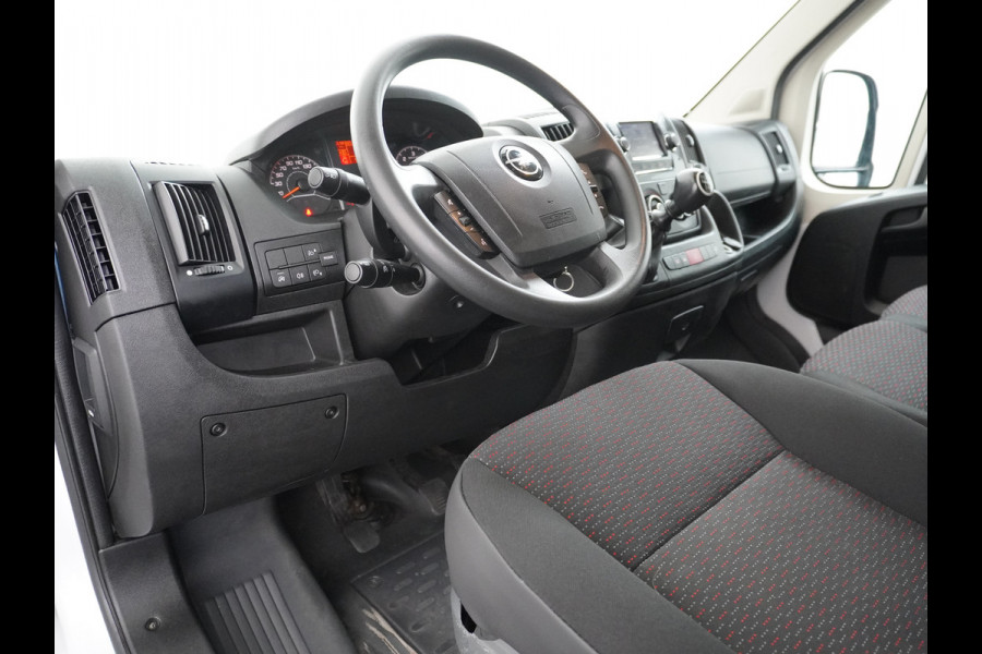 Opel Movano 2.2D 120PK L3H2 3-Persoons Navi DAB+ Airco Cruise Control Bluetooth Edition Treeplank Betonplex Vloer Wandbetimmering Schuifdeur 1e Eigenaar Euro 6