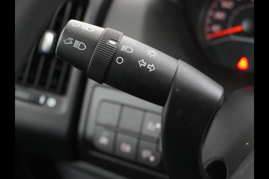 Opel Movano 2.2D 120PK L3H2 3-Persoons Navi DAB+ Airco Cruise Control Bluetooth Edition Treeplank Betonplex Vloer Wandbetimmering Schuifdeur 1e Eigenaar Euro 6