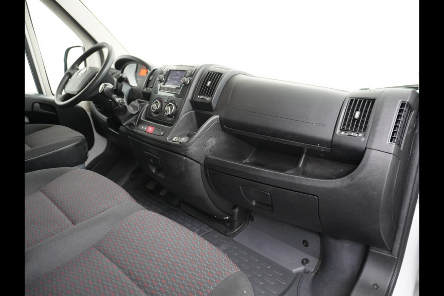 Opel Movano 2.2D 120PK L3H2 3-Persoons Navi DAB+ Airco Cruise Control Bluetooth Edition Treeplank Betonplex Vloer Wandbetimmering Schuifdeur 1e Eigenaar Euro 6