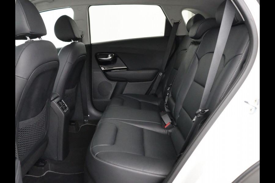 Kia Niro 1.6 GDi Hybrid DynamicPlusLine | Leder | Stoelverwarming | Carplay | Adaptive cruise | Camera | Navigatie | Keyless | Full LED | Dodehoek detectie | Stuurverwarming | Parkeerhulp