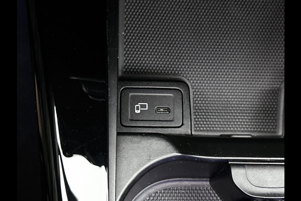 Mercedes-Benz CLA-Klasse Shooting Brake 250 e Business Solution AMG Limited nov-25| Panoramadak | 5 spaaks lichtmetalen velgen | Navigatie | MBUX wide screen | Parking support met camera achtyer | Inclusief 24 maanden MB Certified garantie voor Europa.