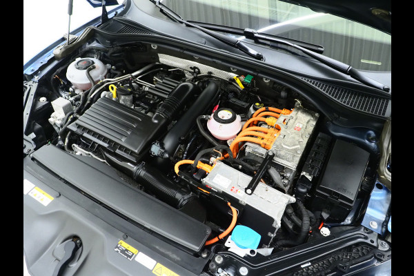 Škoda Superb Combi 1.4 TSI iV 218PK | Panoramadak | Virtual | Adaptive Cruise | Stoelverwarming | DAB | PDC | Carplay