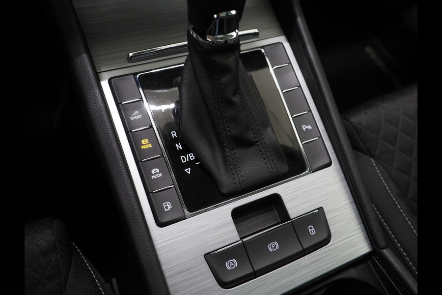Škoda Superb Combi 1.4 TSI iV 218PK | Panoramadak | Virtual | Adaptive Cruise | Stoelverwarming | DAB | PDC | Carplay