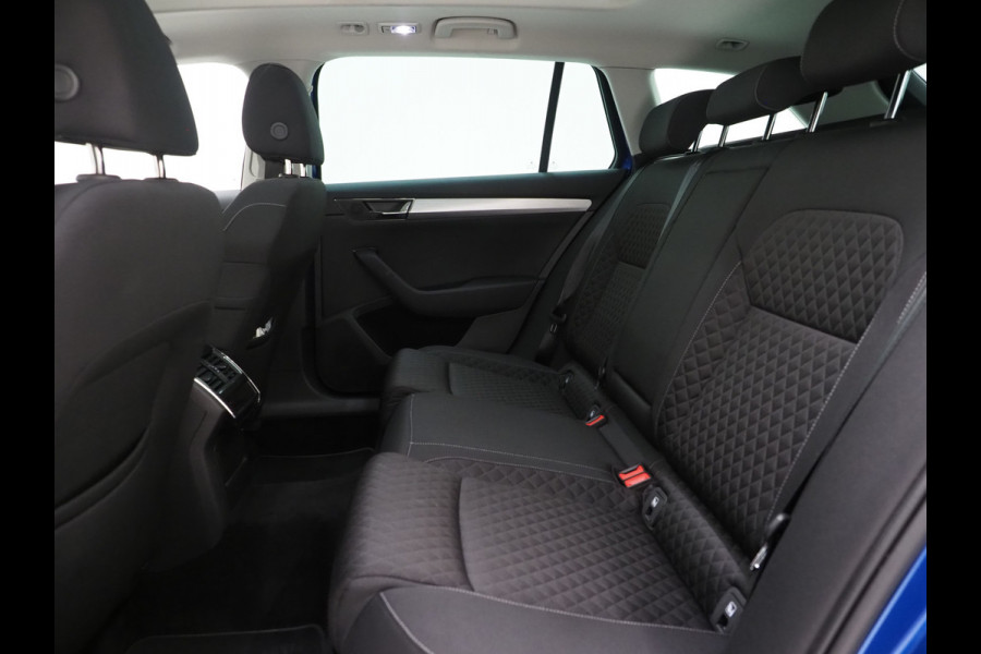 Škoda Superb Combi 1.4 TSI iV 218PK | Panoramadak | Virtual | Adaptive Cruise | Stoelverwarming | DAB | PDC | Carplay