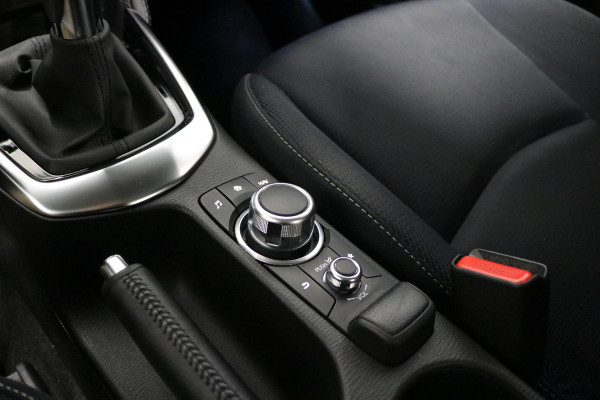 Mazda 2 1.5 Skyactiv-G Luxury | CARPLAY | NAVI | HEADUP | NAP | NL AUTO |