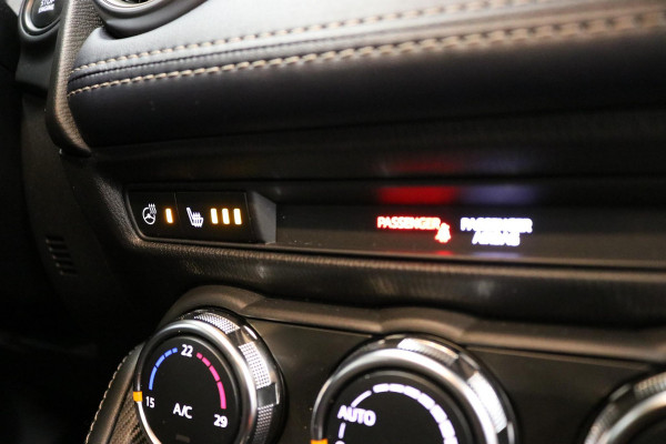 Mazda 2 1.5 Skyactiv-G Luxury | CARPLAY | NAVI | HEADUP | NAP | NL AUTO |