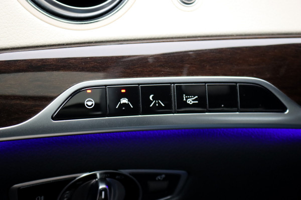 Mercedes-Benz S-Klasse 560 AMG Line Premium | V8 | Active Body Control | Distronic+ | HUD | Panoramadak | Burmester | Nachtzicht | Intelligent Light System | Soft-Close | Keyless Go | Camera | Nappa Leder |