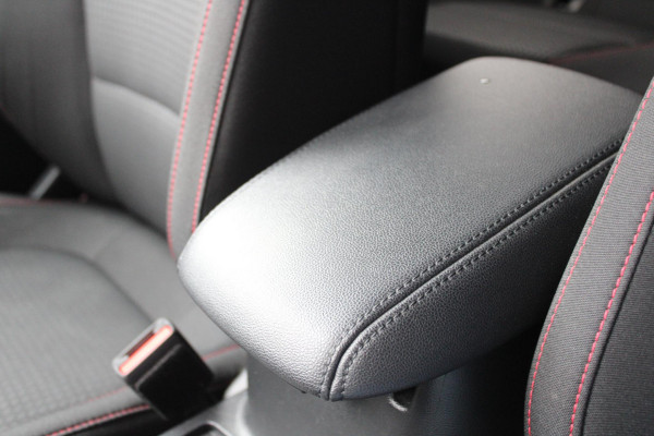 Ford FOCUS Wagon 1.0 EcoBoost Hybrid ST Line X Business 155pk! | Winter Pack | 18 inch lichtmetalen velgen