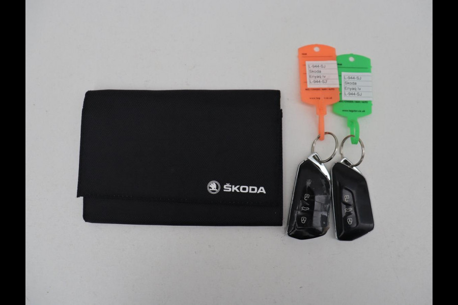 Škoda ENYAQ iV 60 | 68.900km NAP | Sfeerverlichting | Carplay | Half leder | Navigatie | Full LED | Chroom Pack | Climate control | Parkeerhulp | Cruise control