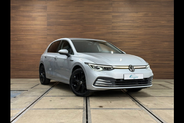 Volkswagen Golf 1.5 eTSI 150PK Black Style | Licht+Zicht Pakket | ErgoActive | Ambient | Discover Media | App-Connect | LED Plus