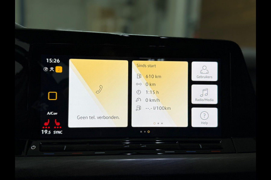 Volkswagen Golf 1.5 eTSI 150PK Black Style | Licht+Zicht Pakket | ErgoActive | Ambient | Discover Media | App-Connect | LED Plus