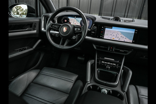Porsche Cayenne 3.0 E-HYBRID 471pk Sport Design | Panorama dak | Sport-Chrono | Stoel ventilatie | Bose Sound | Innodrive | Luchtvering | 360 Camera |