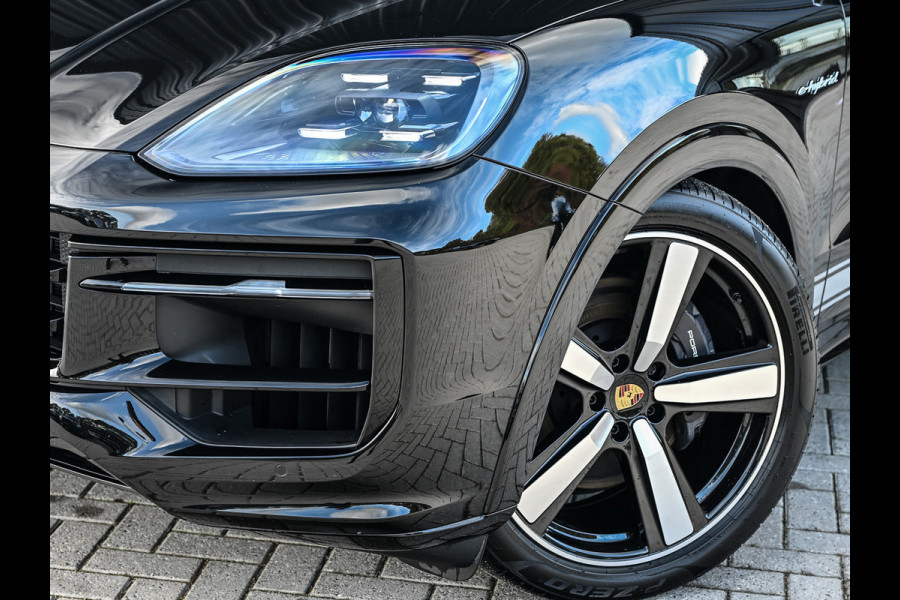 Porsche Cayenne 3.0 E-HYBRID 471pk Sport Design | Panorama dak | Sport-Chrono | Stoel ventilatie | Bose Sound | Innodrive | Luchtvering | 360 Camera |