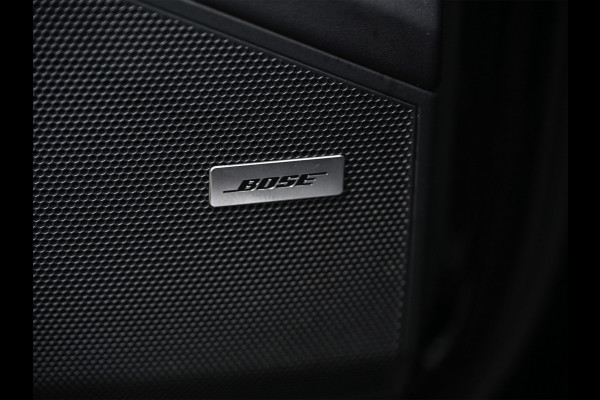 Porsche Cayenne 3.0 E-HYBRID 471pk Sport Design | Panorama dak | Sport-Chrono | Stoel ventilatie | Bose Sound | Innodrive | Luchtvering | 360 Camera |