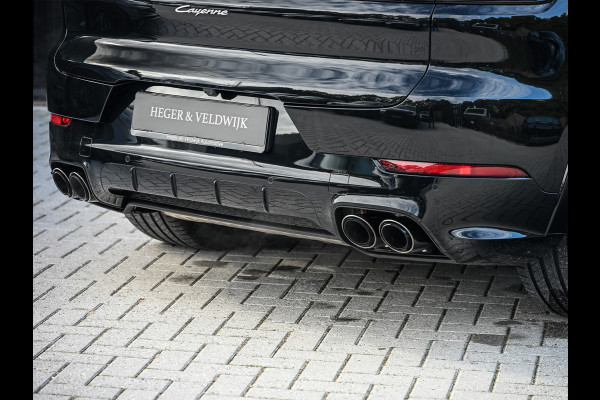 Porsche Cayenne 3.0 E-HYBRID 471pk Sport Design | Panorama dak | Sport-Chrono | Stoel ventilatie | Bose Sound | Innodrive | Luchtvering | 360 Camera |