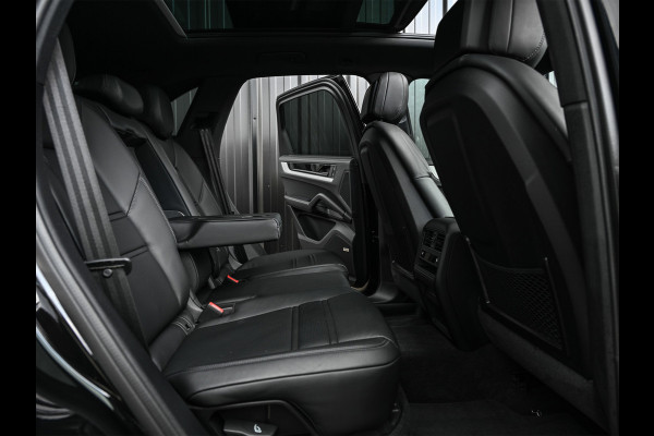 Porsche Cayenne 3.0 E-HYBRID 471pk Sport Design | Panorama dak | Sport-Chrono | Stoel ventilatie | Bose Sound | Innodrive | Luchtvering | 360 Camera |